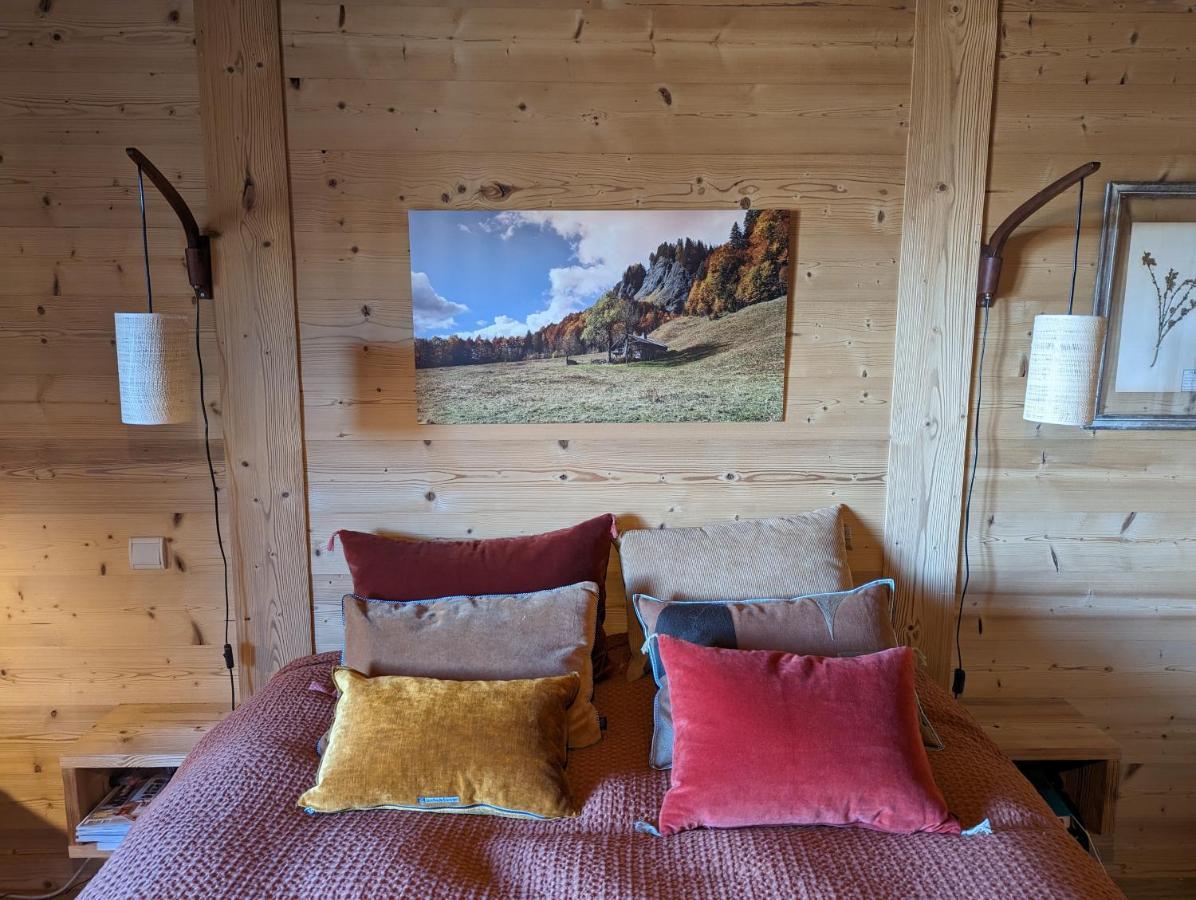 Bas De Chalet Au Coeur Des Aravis, Entre Lac Et Montagne Saint-Jean-de-Sixt Kültér fotó